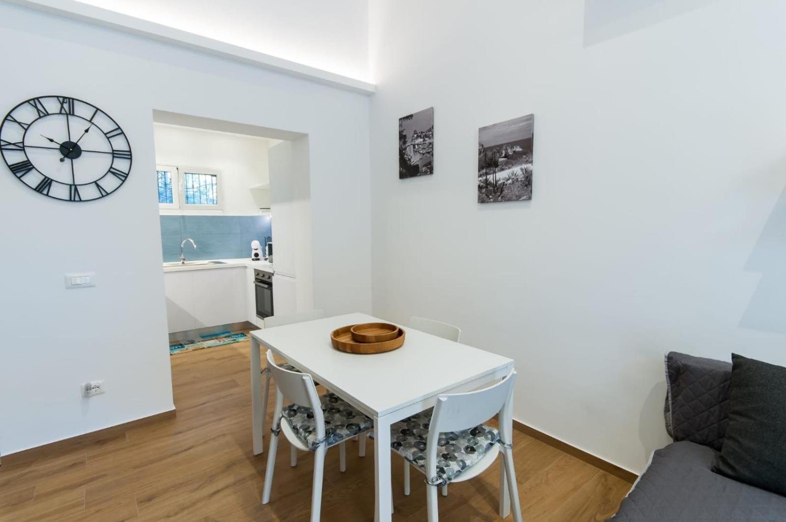 White Home Castellammare del Golfo Bagian luar foto